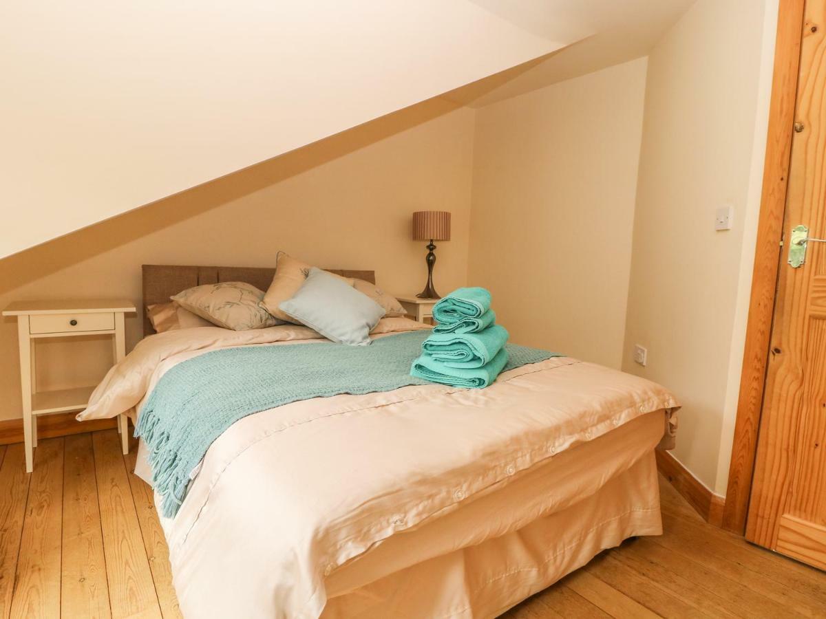 Middle Barn Villa Кийли Екстериор снимка